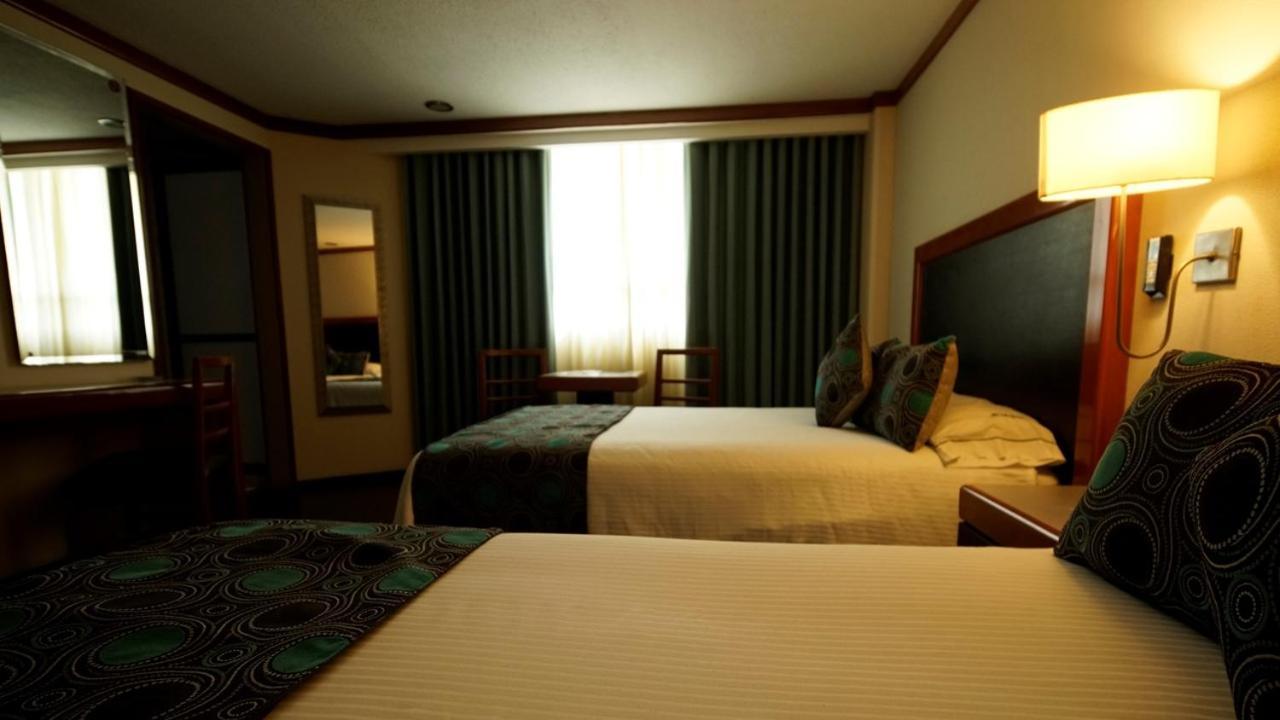 Hotel Abastos Plaza مدينة مكسيكو المظهر الخارجي الصورة